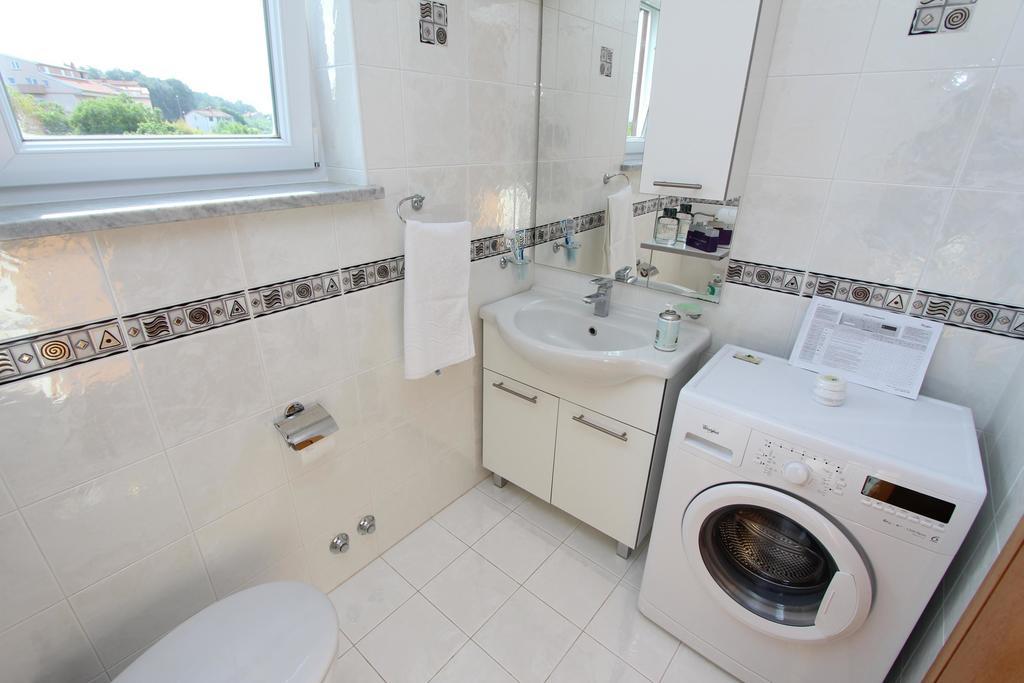Apartment Villa Nera プーラ エクステリア 写真