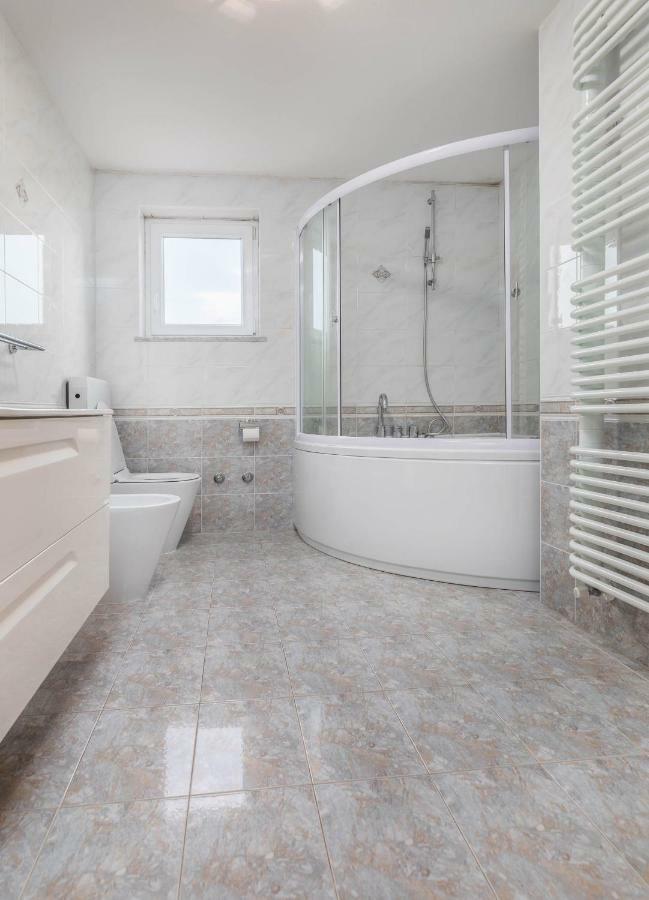 Apartment Villa Nera プーラ エクステリア 写真