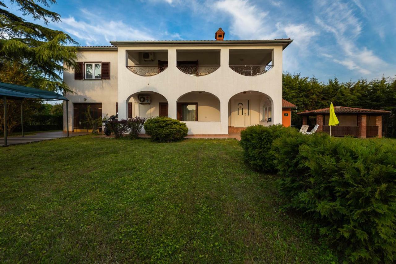 Apartment Villa Nera プーラ エクステリア 写真
