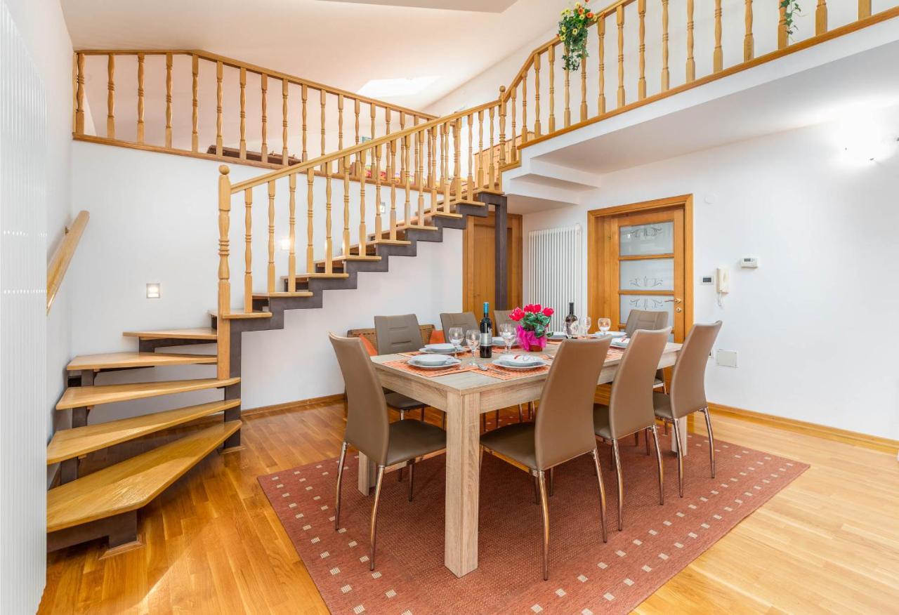 Apartment Villa Nera プーラ エクステリア 写真